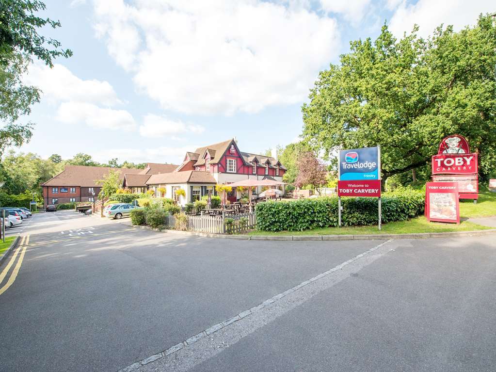 Travelodge Frimley Zewnętrze zdjęcie
