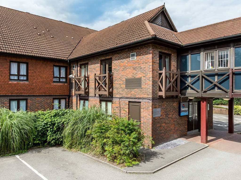 Travelodge Frimley Zewnętrze zdjęcie